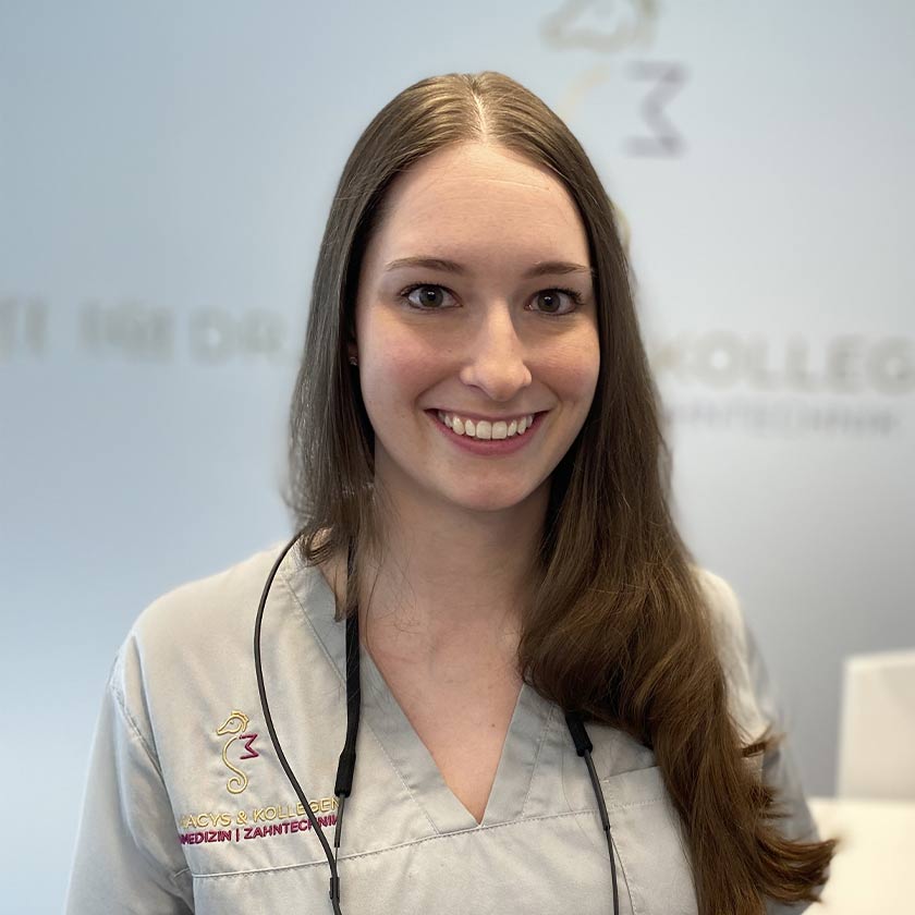 ZÄ Claudia Naumer